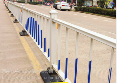 城市道路護欄 守護交通安全與市容的重要設(shè)施